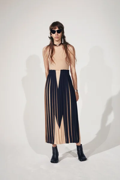 Look 25